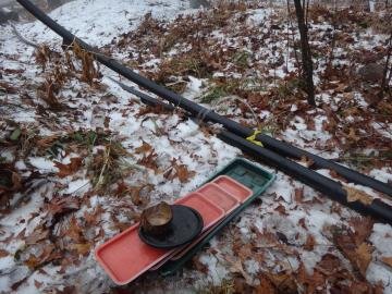 rain water weep hole to reduce frost damage